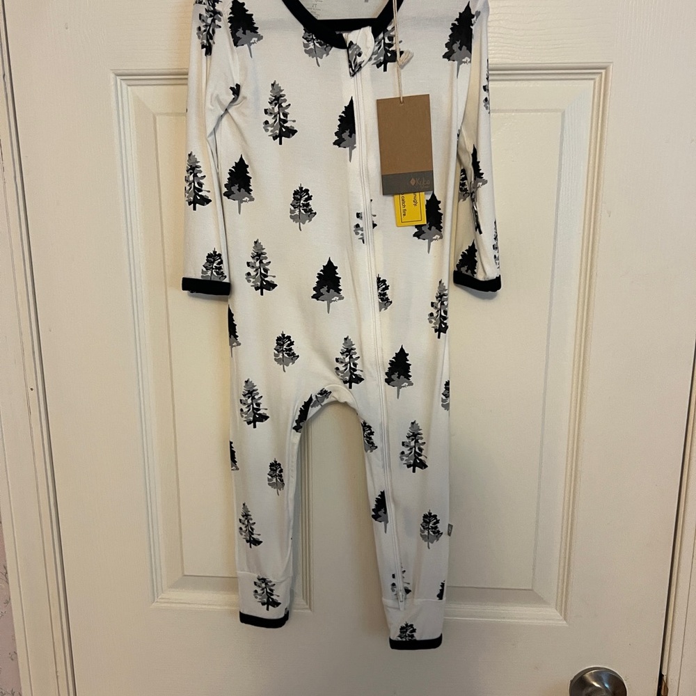 Kyte BABY Black and White Tree Print Footie